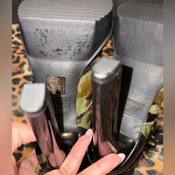 DKNY Steffi camouflage calf hair high heel platform lace zip boots Leather
Camo - Picture 7 of 15